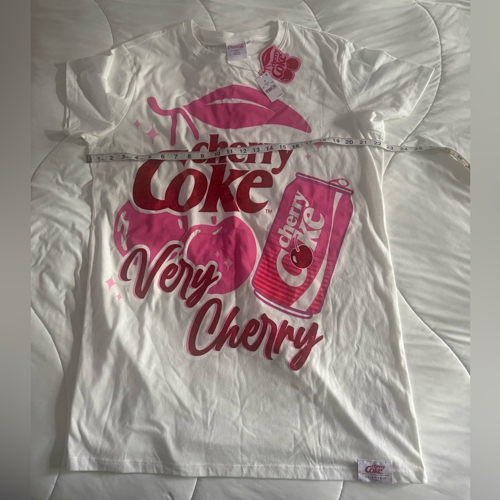 Nwt Cherry ๐ Coke Graphic White Tee - Picture 3 of 7